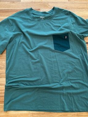 RAGS: Unisex Teal Pocket Crew Neck T-Shirt